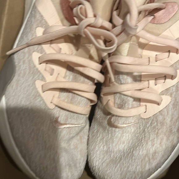 Nike Elite - Picture 3 of 5